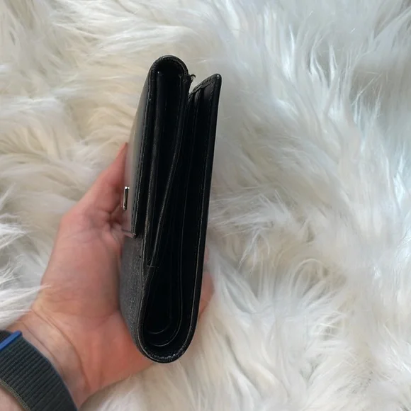 Sold * Gucci women’s wallet - Picture 6 of 8